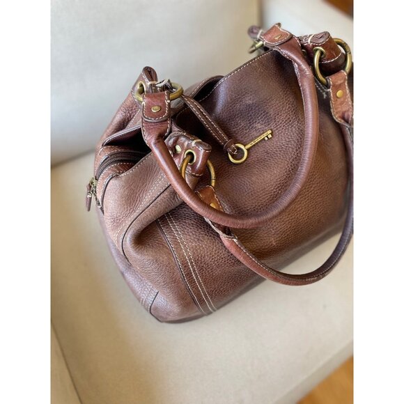 Fossil leather shoulder bag. Tear in liner - Picture 4 of 16